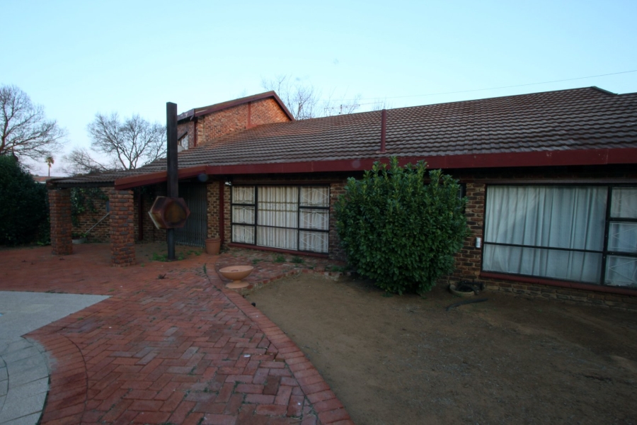 4 Bedroom Property for Sale in Riebeeckstad Free State